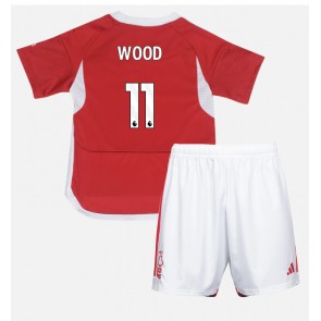 Nottingham Forest Chris Wood #11 Hjemmebanesæt Børn 2023-24 Kort ærmer (+ korte bukser)